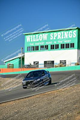 media/Oct-18-2025-Extreme Speed (Sat) [[d6d7e1fef1]]/Group 2 Green/Session 1 (Turn 4)/